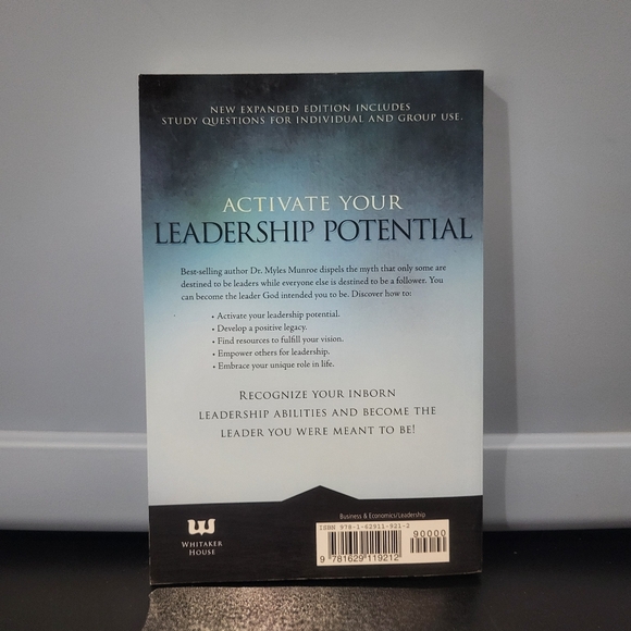 Becoming a Leader: How to Develop and Release Your Unique Gifts (Expanded... - Picture 2 of 3